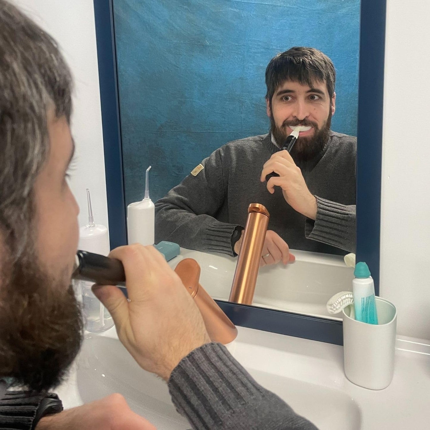 Découvrez la Brosse À Dents Électrique Sonique Ultra Premium 2025 - Un Nettoyage Efficace en 20 Secondes avec 6 Modes et 6 Mois d'Autonomie!