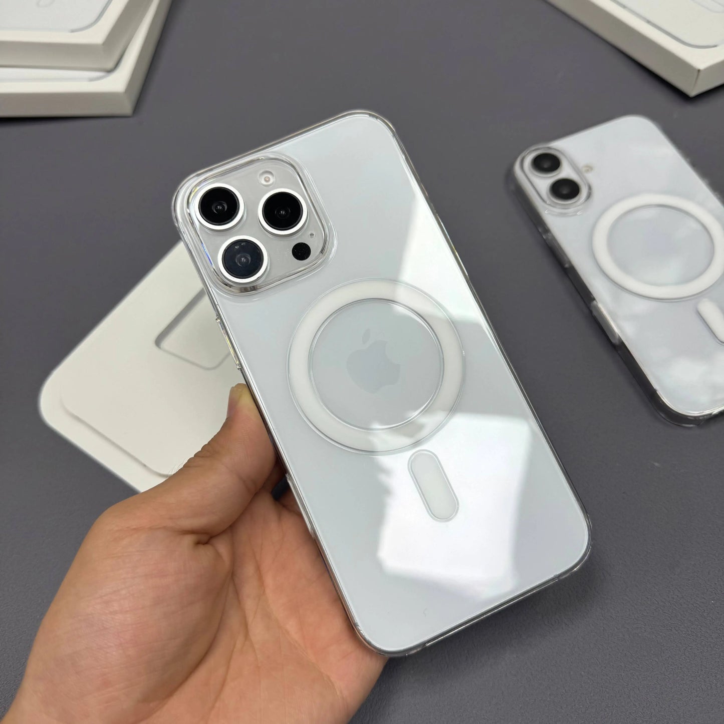 For Magsafe Original Transparent Phone Case for Iphone 17 16 15 14 13 12 Pro Max plus Wireless Charging Animation PC Phone Cover